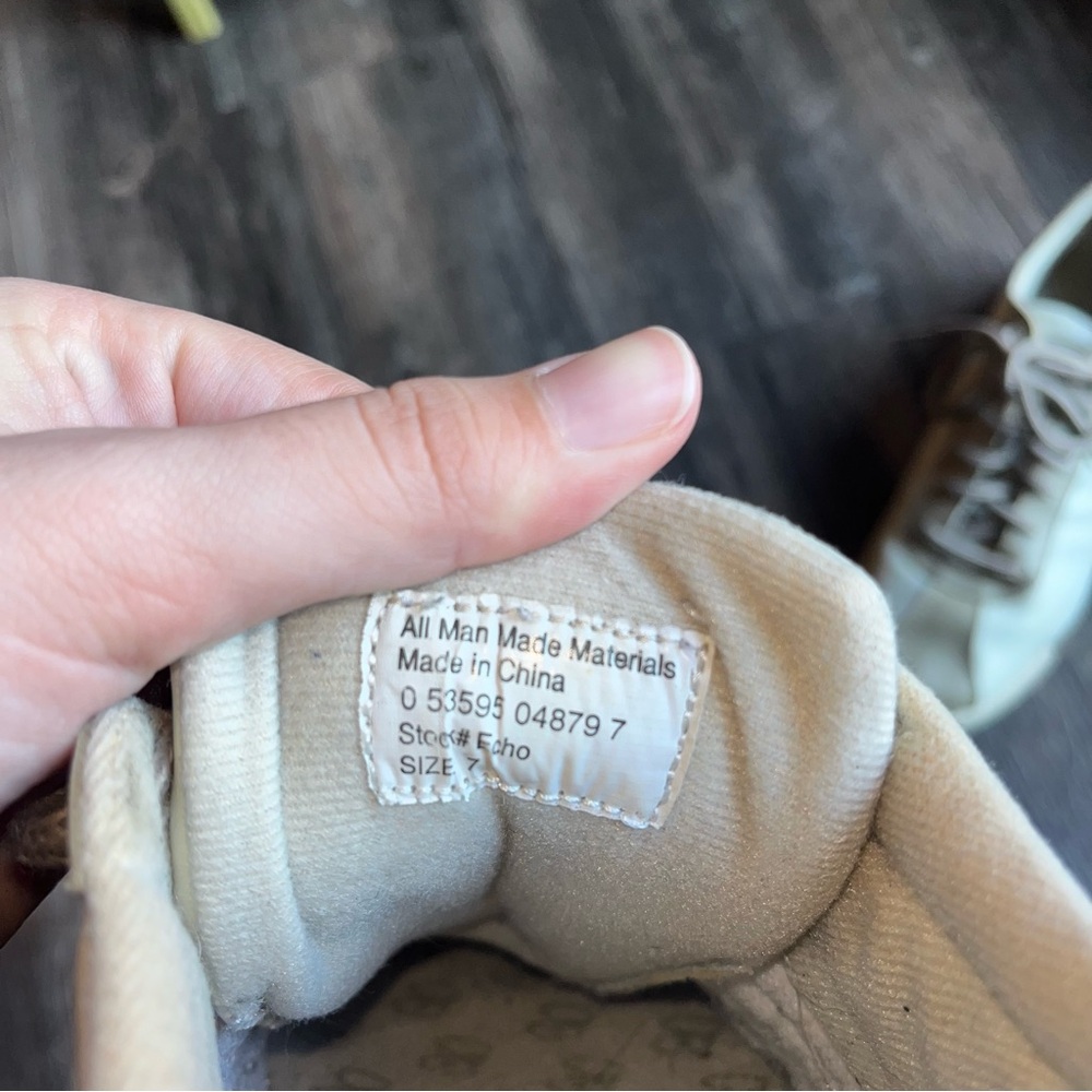 Brunswick Neutral Bowling Shoes - Picture 4 of 5